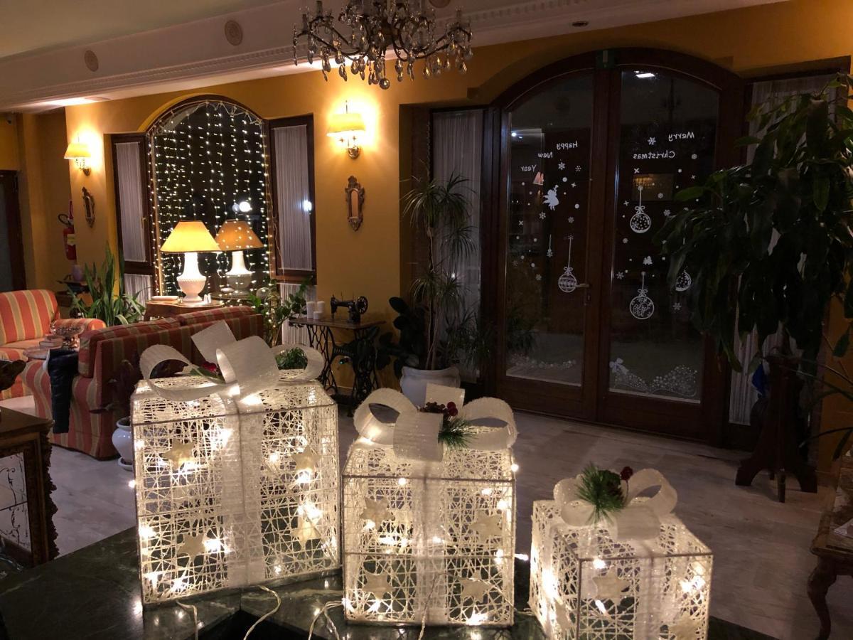 L'Ottava Hotel Monte Compatri ภายนอก รูปภาพ